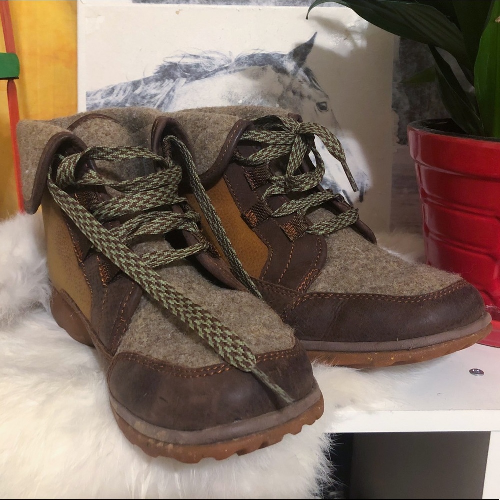 Chaco Barbary Pinecone 6 Women’s